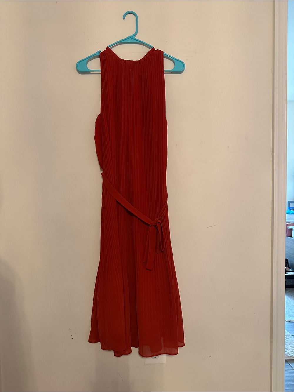 Orange Pleated Sleeveless Midi Dress
